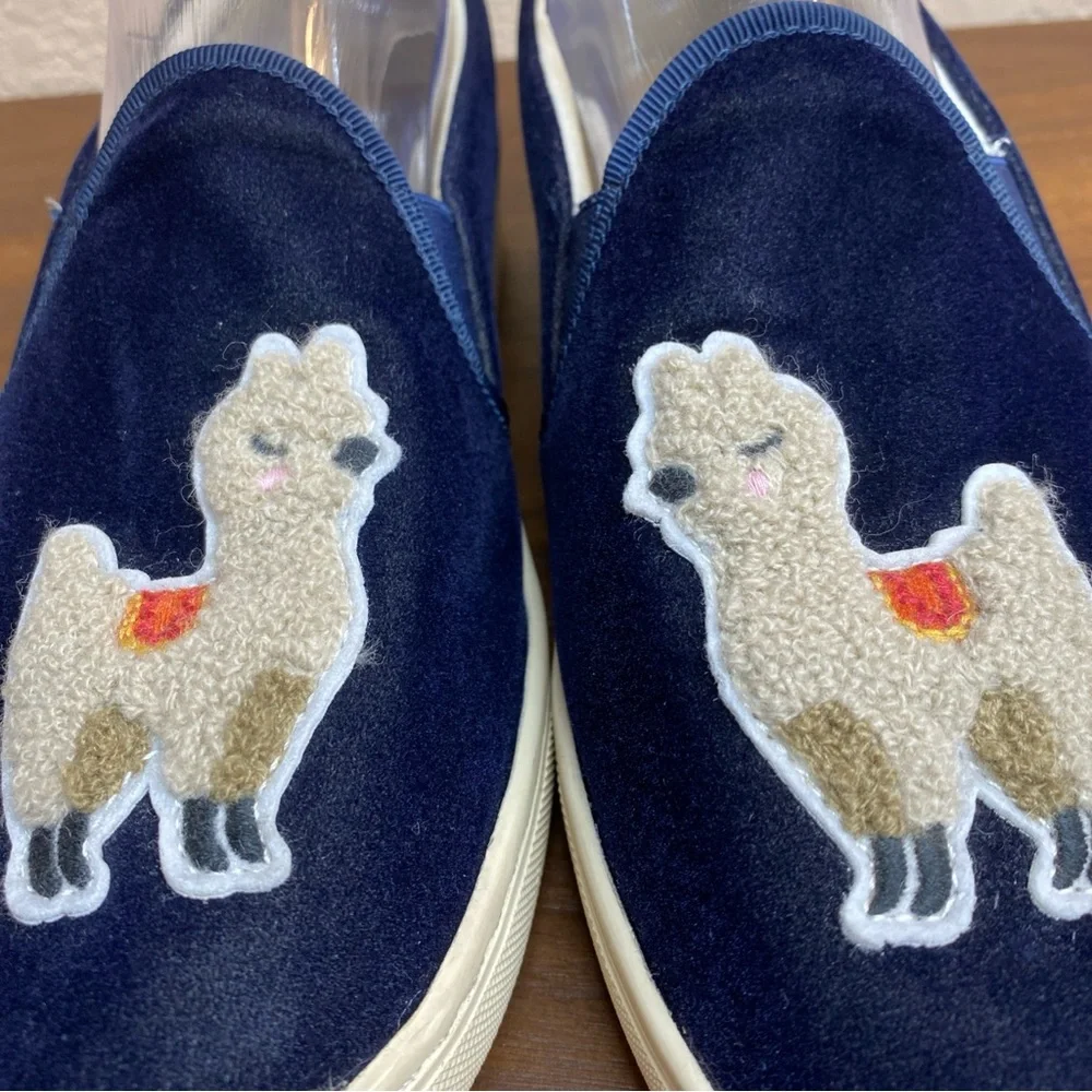 Soludos Velvet Llama Round Toe Slip On Sneakers‎ Navy Blue Women's Size US 8.5